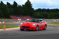 Czasopisma - Jazda Ferrari California - miniaturka - grafika 1