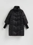 Kurtki damskie - Reserved - Długa pikowana kurtka - czarny - miniaturka - grafika 1