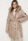 Kurtki damskie - Ciemnobeżowa Kurtka z Pikowanymi Przeszyciami Kapturem i Wiązanym Paskiem Erlexie - miniaturka - grafika 1