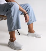 Półbuty damskie - Jasnoszare skórzane półbuty Vinceza-36 - miniaturka - grafika 1