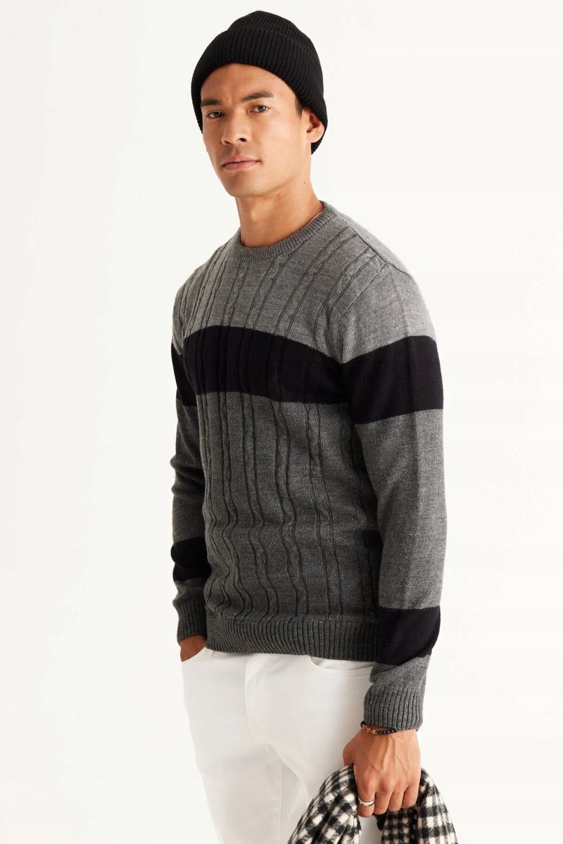 SWETER MĘSKI SZARY W PASKI Z WARKOCZOWYM SZEWEM L 5GA*
