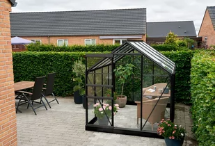 HALLS szklarnia ogrodowa Popular 86 - (5 m2; 1,93 x 2,57 m), czarna + baza - Szklarnie ogrodowe - miniaturka - grafika 2