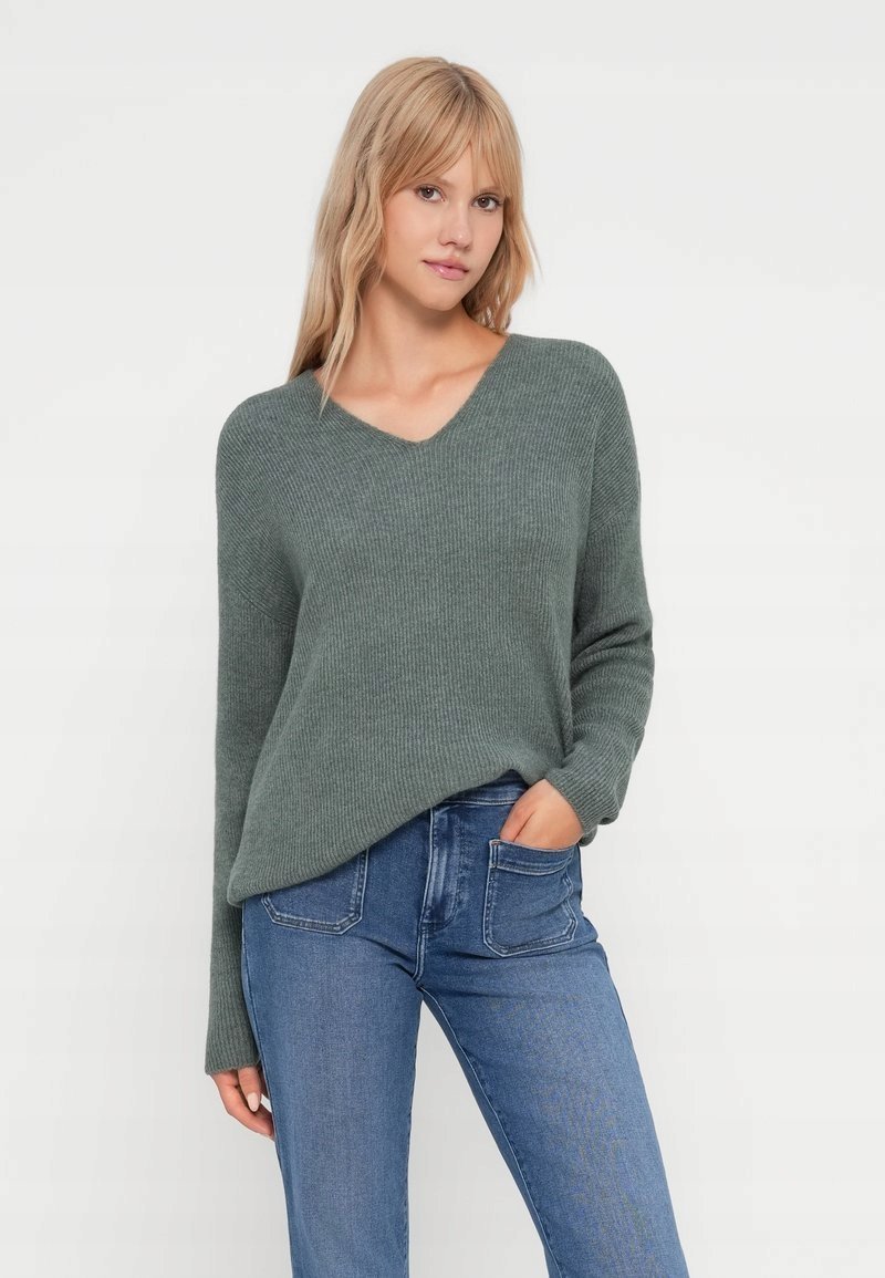 VERO MODA ZIELONY SWETER DAMSKI Z DŁUGIM RĘKAWEM I V DEKOLTEM M 6FA