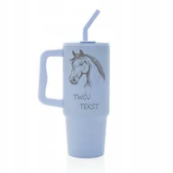 Kubki termiczne - Kubek termiczny 900 ml KOŃ personalizacja z grawerem niebieski słomka - miniaturka - grafika 1