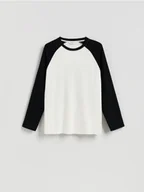 Koszulki męskie - Reserved - Longsleeve regular - złamana biel - miniaturka - grafika 1