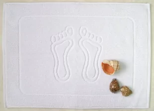 hotelowy Dywanik Dywan łazienkowy standard Biały 50x70 650g/m2 - Dywaniki łazienkowe - miniaturka - grafika 1