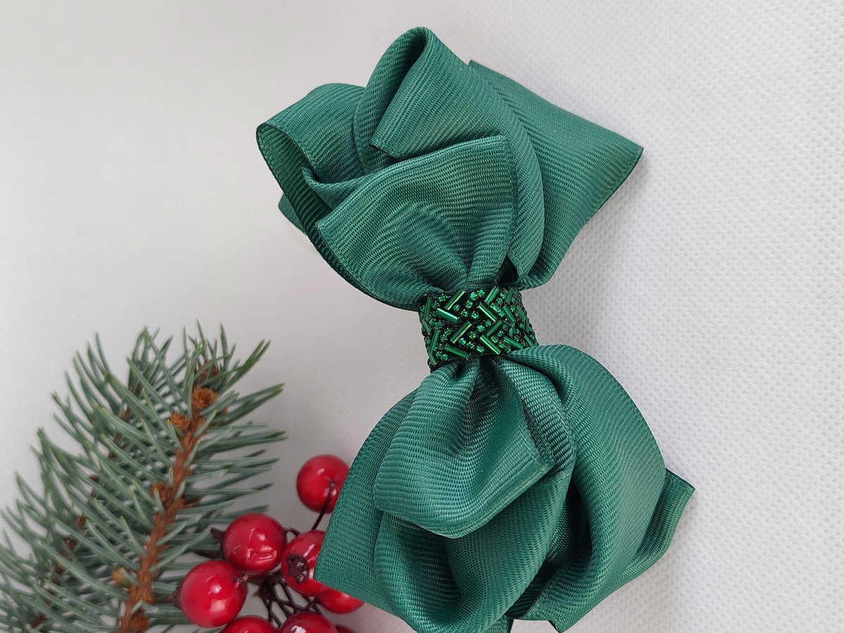 Kokardka do włosów butelkowa zieleń na spince krokodylek elegancka ozdoba handmade