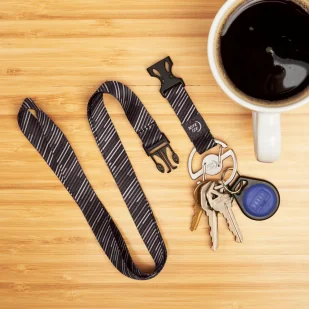Nite Ize - Karabinczyk ze smyczą Medallion Key Lanyard - Stalowy - Srebrny/Czarny - MKL-11-R3 - Akcesoria turystyczne - miniaturka - grafika 7