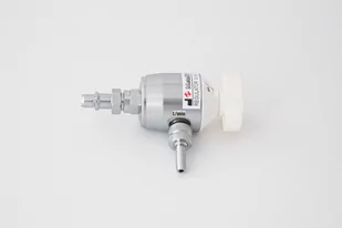 DOZOWNIK / REGULATOR R100 Z WEJŚCIEM DIN I WYJŚCIEM ZAKOŃCZONYM GWINTEM 9/16 Z KRÓĆCEM W ZESTAWIE Dozownik-Regulator R-100 DIN + króćcem MED - Urządzenia medyczne - miniaturka - grafika 1