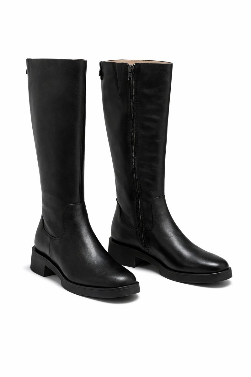 STEVE MADDEN CZARNE KLASYCZNE KOZAKI Z SKÓRY NATURALNEJ 39 1I3A