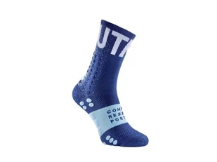 COMPRESSPORT Skarpetki do biegania długie ProRacing Socks v3.0 ULTRA TRAIL UTMB 2020 niebieskie - Skarpetki sportowe męskie - miniaturka - grafika 4