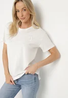 Koszulki i topy damskie - Biały T-shirt z Asymetrycznym Tyłem i Ozdobnym Haftem Ninissara - miniaturka - grafika 1