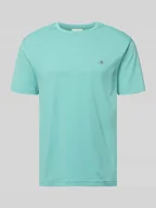 Koszulki męskie - T-shirt o kroju regular fit z wyhaftowanym logo - miniaturka - grafika 1