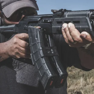Magpul - Klips do magazynków MagLink Coupler PMAG 30 AK/AKM -MAG566 - Osprzęt do wiatrówek - miniaturka - grafika 6