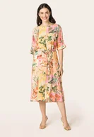 Sukienki - Różnokolorowa kwiatowa sukienka - QUIOSQUE - miniaturka - grafika 1