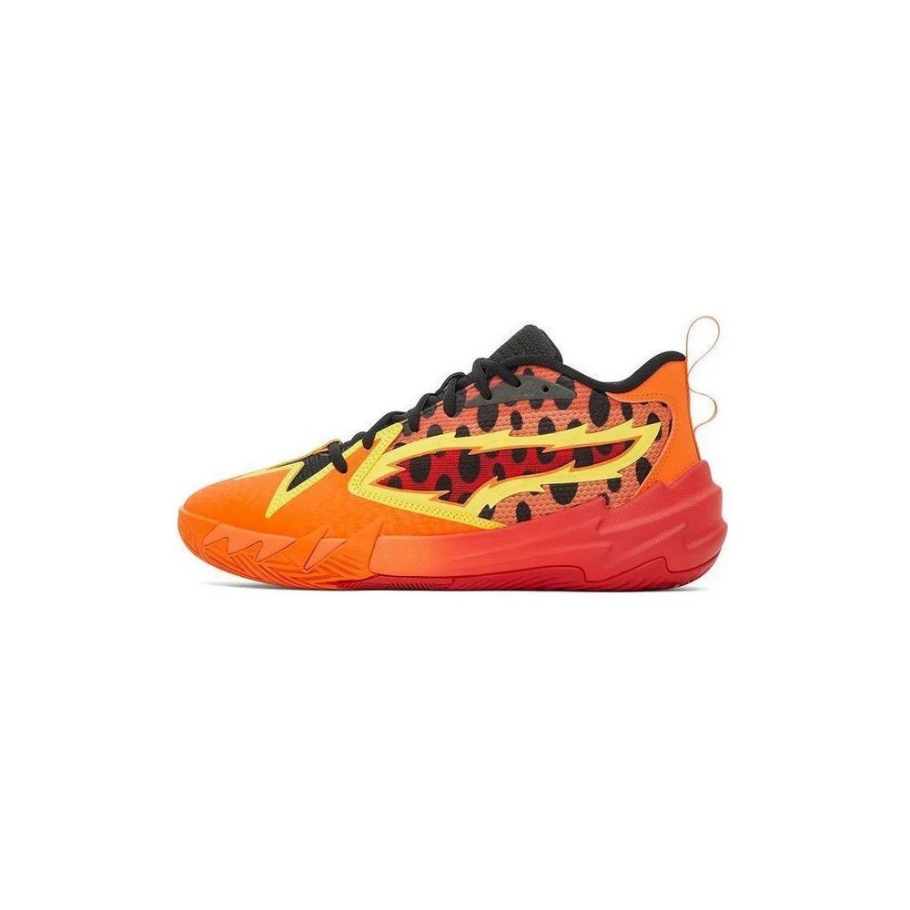Scoot 1 Cheetos