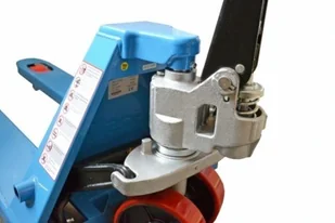 WÓZEK PALETOWY PALECIAK WIDŁOWY MAGAZYNOWY AC25 (HPT-A) KRÓTKI - 800mm - Wózki magazynowe - miniaturka - grafika 3