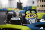 Vouchery - Skw racing park Jazda gokartami 9 KM dla Dwojga Skawina - miniaturka - grafika 1