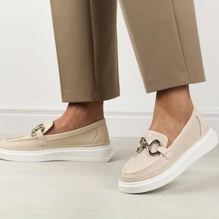 Beżowe skórzane mokasyny damskie Vinceza 41448 - Mokasyny damskie - miniaturka - grafika 1