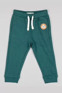 Spodnie i spodenki dla chłopców - zippy spodnie dresowe dziecięce kolor zielony z nadrukiem - Zippy - grafika 1