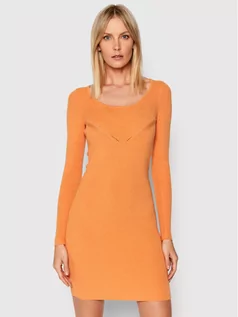 Sukienki - Guess Sukienka dzianinowa Gloria W1BK29 Z2V40 Pomarańczowy Slim Fit - grafika 1