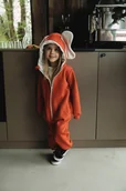 Kombinezony dla dzieci - Kombinezon z kapturem z uszami słonia czerwony - miniaturka - grafika 1