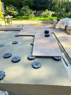 Regulowany wspornik tarasowy Spiral 70-90 mm - Inne materiały budowlane - miniaturka - grafika 1