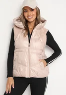 Kamizelki damskie - Jasnobeżowa Pikowana Kamizelka z Kapturem i Ściągaczami Timorae - miniaturka - grafika 1