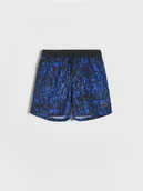 Skarpetki dla dzieci - Reserved - Szorty kąpielowe z nadrukiem - niebieski - miniaturka - grafika 1