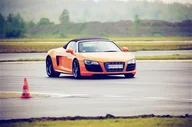 Czasopisma - Audi R8 V8 vs Audi R8 V10 - Tor Poznań, Tor Śląsk - miniaturka - grafika 1