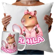 Gadżety dla niej i dla niego - Kubek Poduszka Kapibara 330ml 40x40cm Prezent Z Napisem Capibara Urodziny - miniaturka - grafika 1