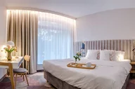 Czasopisma - Romantyczny pobyt w apartamencie Standard w Koszalinie - miniaturka - grafika 1