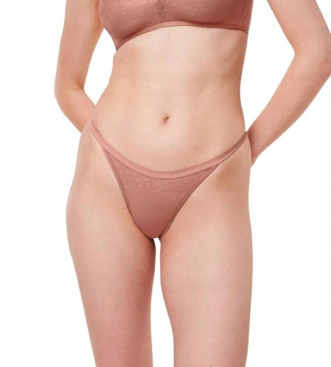 Majtki Triumph stringi beżowe Signature Sheer String rozmiar 4XL 48