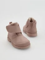 Buciki dla niemowląt - Reserved - Botki z ociepleniem - pastelowy róż - miniaturka - grafika 1