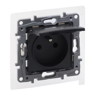 Legrand Gniazdo pojedyncze Niloe Selection 762437 z uziemieniem IP44 16A 250V~ z przesłoną zaciski śrubowe perła - Gniazdka elektryczne - miniaturka - grafika 1