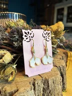 Kolczyki - Ceramiczne kolczyki Miłorząb, biało-złote, unikalna biżuteria - miniaturka - grafika 1