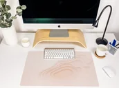 Podkładki na biurko - Mata na biurko z elementami graficznymi - beżowa [Rozmiar: 60 cm x 36,5 cm]/Accurate - miniaturka - grafika 1