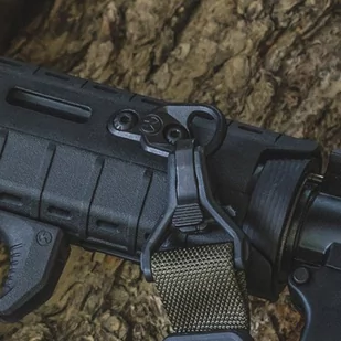 Magpul - Klamra do zawieszenia taktycznego Paraclip™ - MAG541-BLK - Odzież taktyczna i umundurowanie - miniaturka - grafika 2
