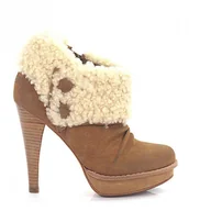 Botki damskie - UGG Botki na platformie GEORGETTE Logo Futrzana cholewka - miniaturka - grafika 1