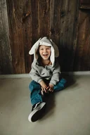 Bluzy dla chłopców - Bluza z kapturem z uszami słonia dla dziecka szara - miniaturka - grafika 1