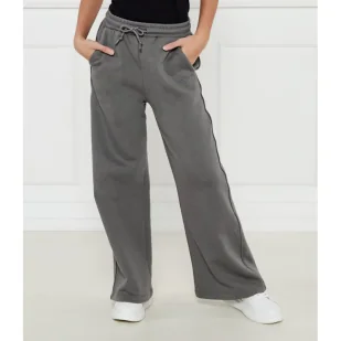 Patrizia Pepe Spodnie dresowe flare fit - Spodnie sportowe damskie - miniaturka - grafika 1