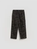 Spodnie i spodenki dla chłopców - Reserved - Spodnie cargo - ciemnoszary - miniaturka - grafika 1