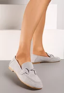 Mokasyny damskie - Szare Mokasyny na Płaskiej Podeszwie z Ozdobną Klamerką Krisstal - miniaturka - grafika 1