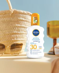 Nivea Sun Sensitive Immediate Protect+ SPF30 preparat do opalania ciała 200 ml unisex - Balsamy i kremy do opalania - miniaturka - grafika 2