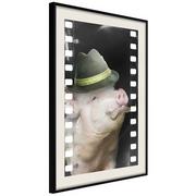 Plakaty - Plakat - Przebrana świnka (rozmiar 40x60, wykończenie Rama złota z passe-partout) - miniaturka - grafika 1