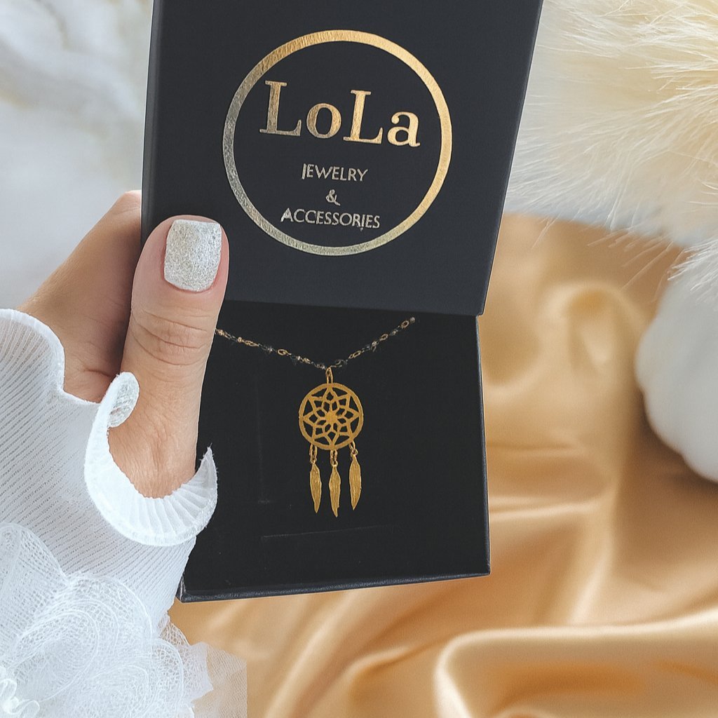 Naszyjnik Dreamcatcher Black - Złoty Łapacz Snów z Czarnymi Koralikami Stal Chirurgiczna PVD Boho