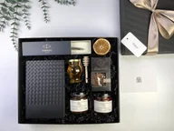Zestawy upominkowe - Firmowy- BOX prezentowy z długopisem Parker, notatnikiem, piernikami ręcznie robionymi - miniaturka - grafika 1