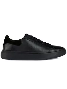 Geox Sneakersy "Ukennet" w kolorze czarnym - Trampki męskie - miniaturka - grafika 1