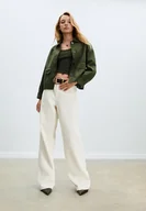 Kurtki damskie - Stradivarius Kurtka ze sztucznego zamszu z kieszeniami L - miniaturka - grafika 1