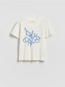 Koszulki dla chłopców - Reserved - Bawełniany t-shirt z nadrukiem - złamana biel - miniaturka - grafika 1